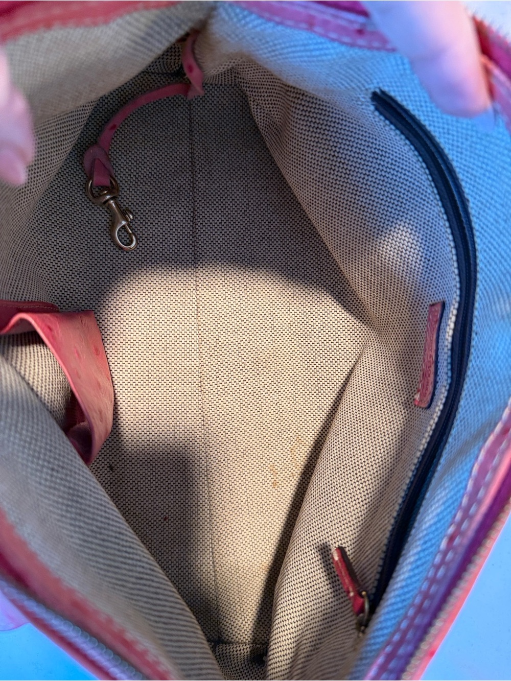 Vintage Dooney & Bourke Pink Ostrich-Embossed Shoulder Bag - Picture 5 of 12